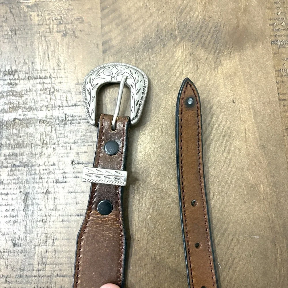 TEX TAN Cowhide Belt Size 28 Made In USA Southwestern Conchos Vintage‎